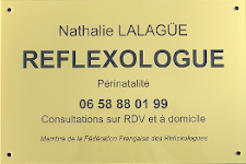 Plaque de Nathalie Lalagüe, Réflexologue à Gradignan